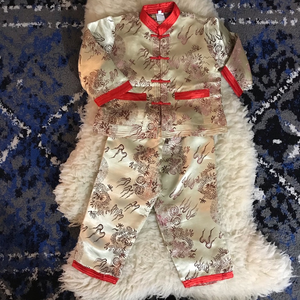 Girls Size 5 Dragon Asian Kimono outfit pajama